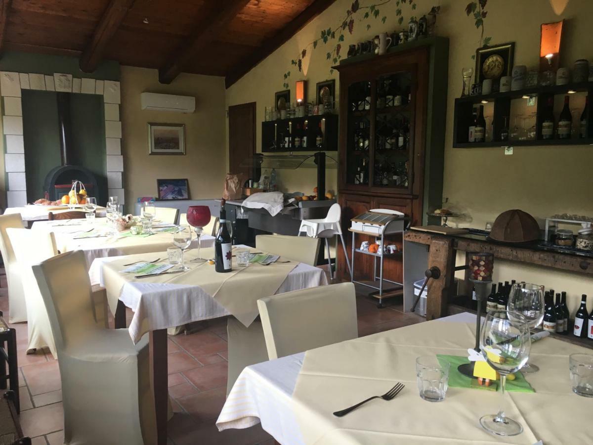 Cascina Vignole Villa Montafia Екстериор снимка